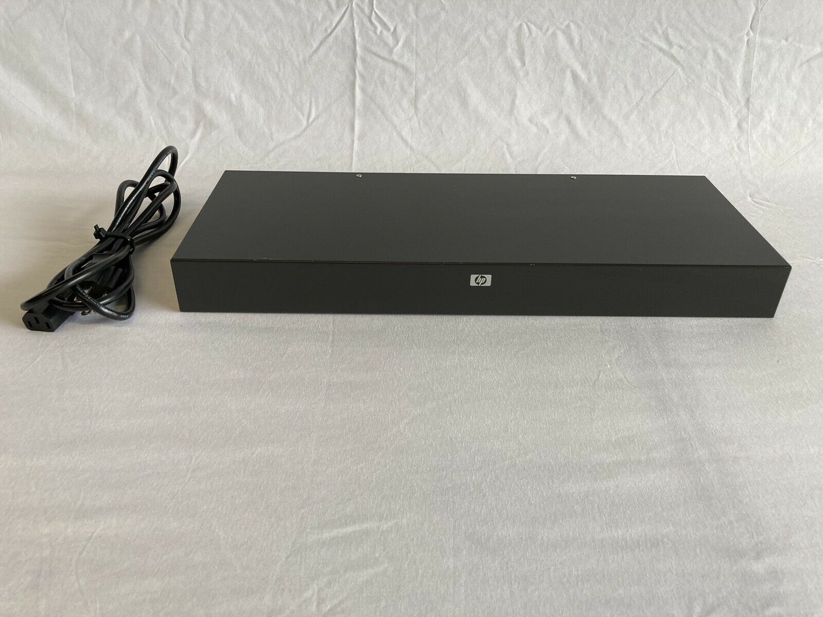 HP 396630-001 517690-001 8-Port KVM Server Console Switch CAT5 0x1x8 (Used) // สินค้ารับประกัน โดย บริษัท อะไหล่เซิร์ฟเวอร์ จำกัด