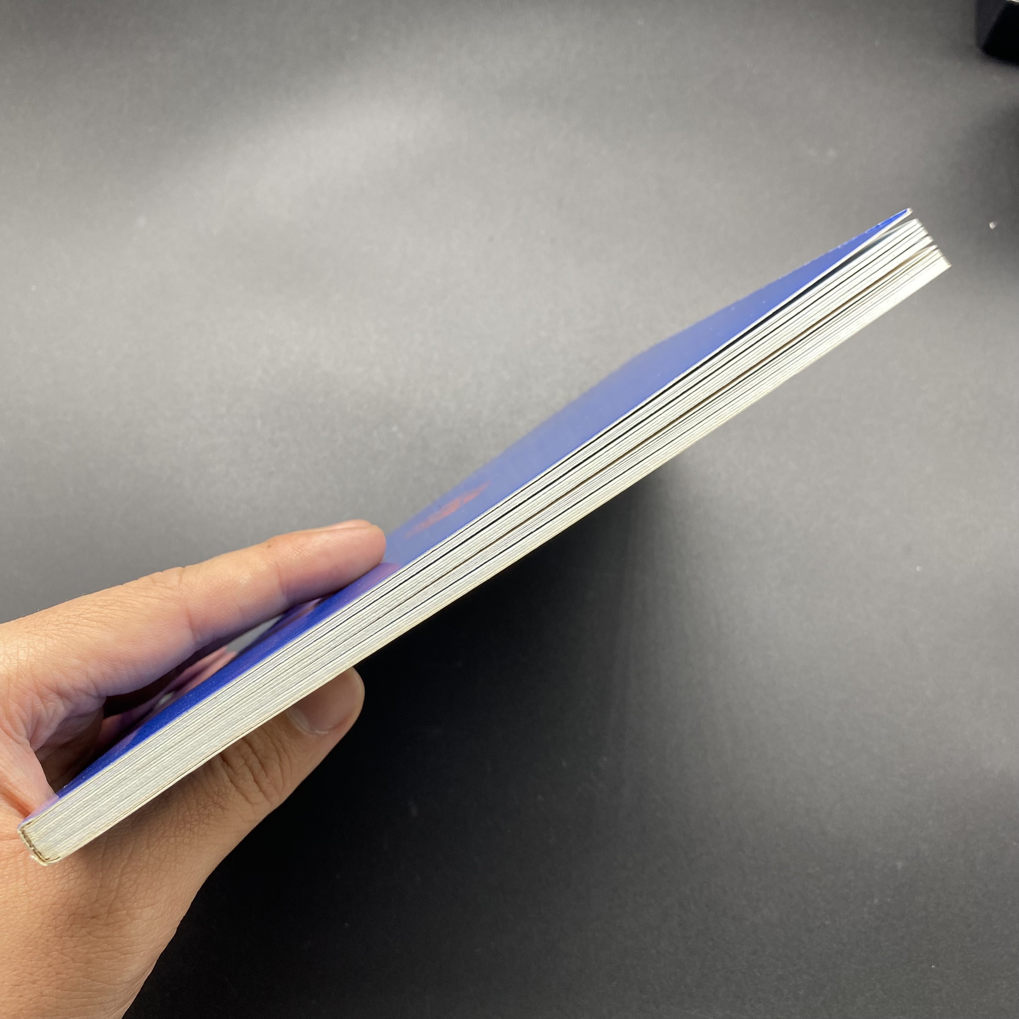 สมุดตราไปรษณียากรประจำปี 2527