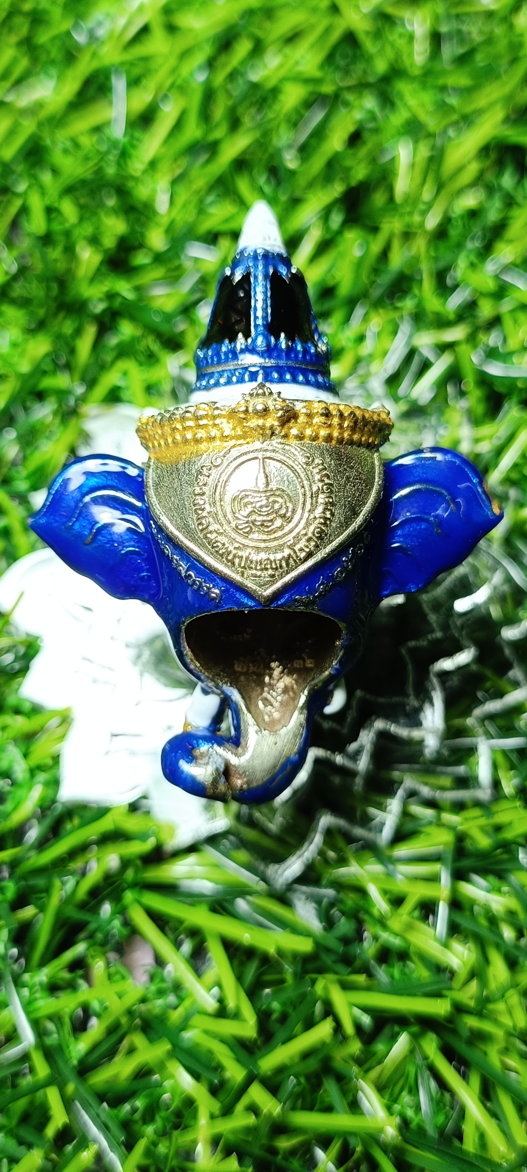 เศียรพระพิฆเณศประทานพร หลวงพ่อพัฒน์ วัดห้วยด้วน ปี 2565 เนื้ออัลปาก้าลงยาน้ำเงิน หมายเลข๓๒