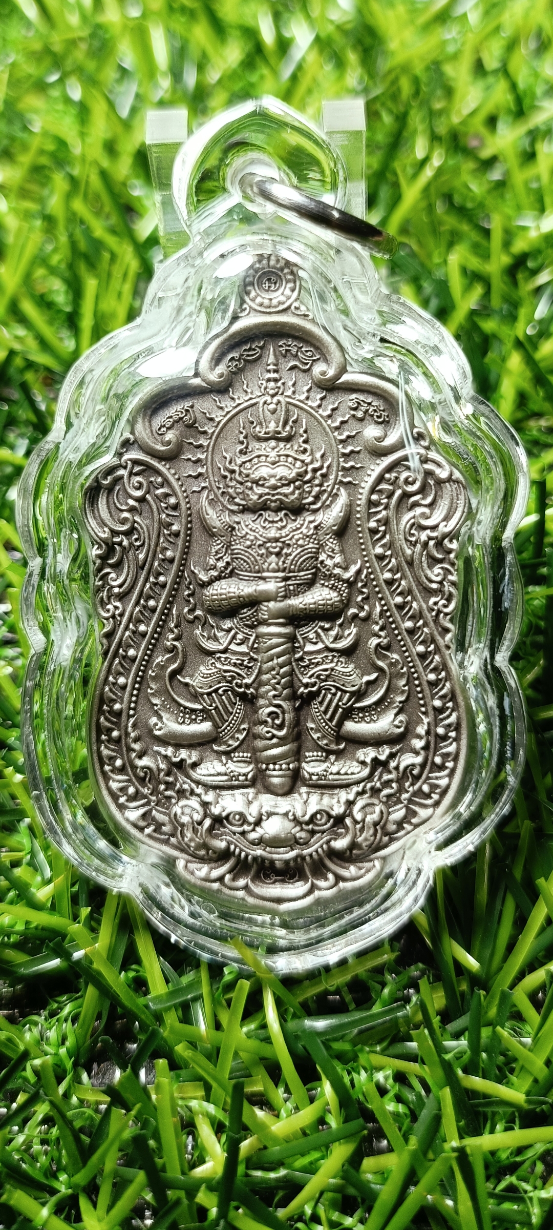 เหรียญท้าวเวสสุวรรณ หลวงพ่อสุชาติ วัดศิลาดอกไม้ เพชรบูรณ์ ปี63 เนื้อเงินซาติน