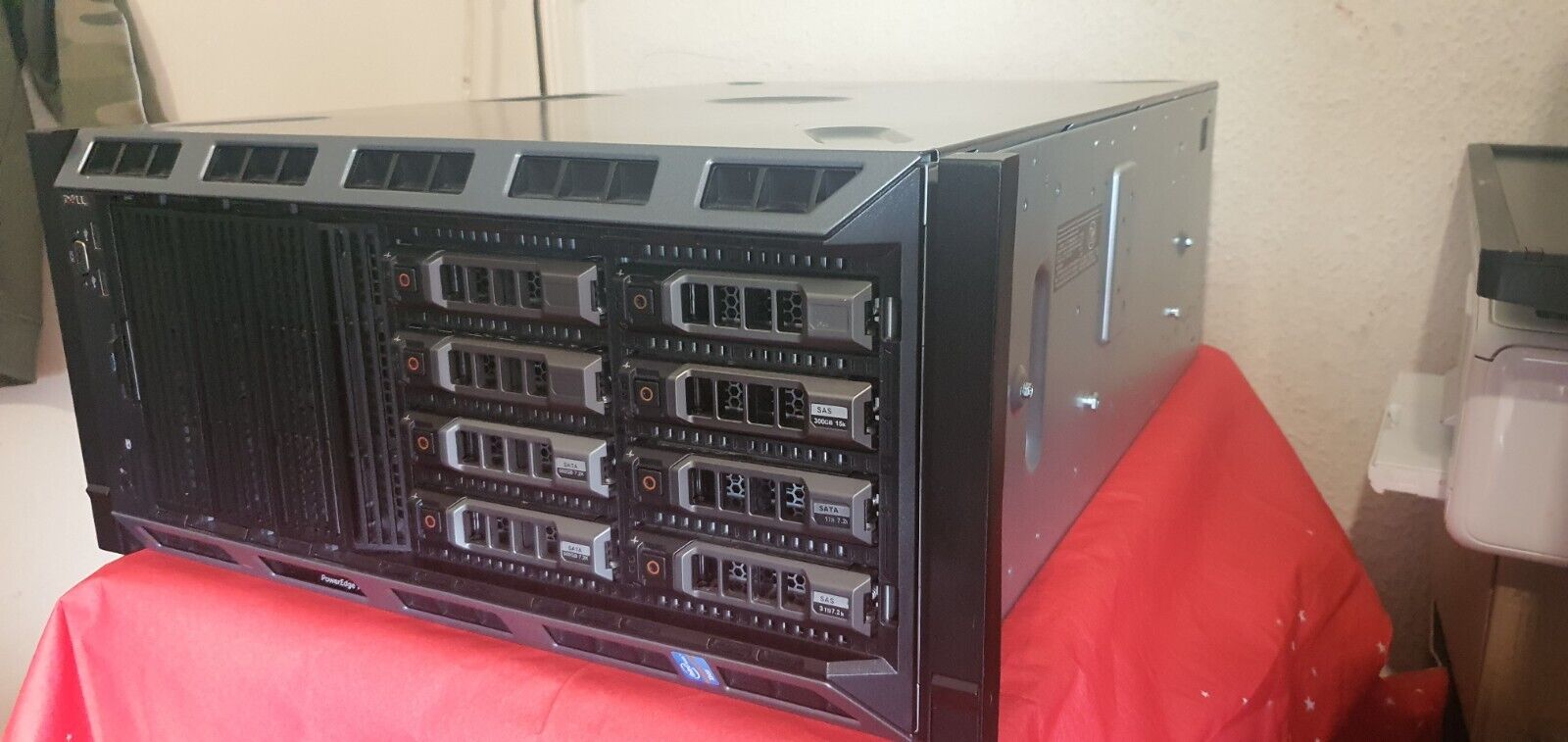 Dell PowerEdge T620 DELL T620 Rack 4U/CPU E5-2609V2x2/Ram48GB/HDD 2TB 7.2K SATA 3.5"x3/Raid H710/Power Supply 1100Wx2