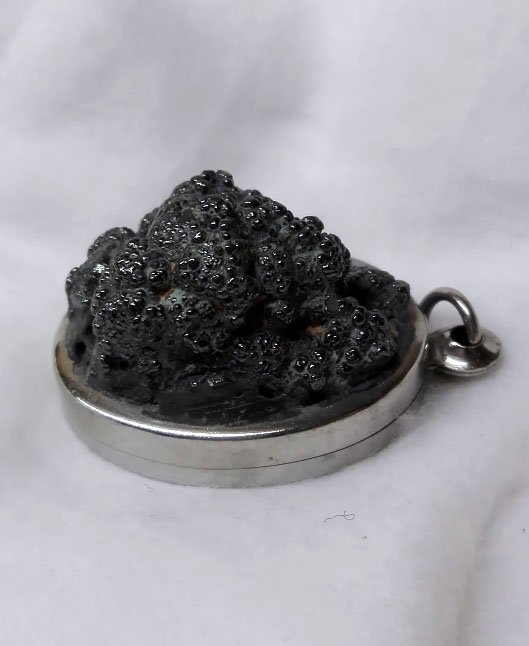 เหล็กไหลเกาะล้าน