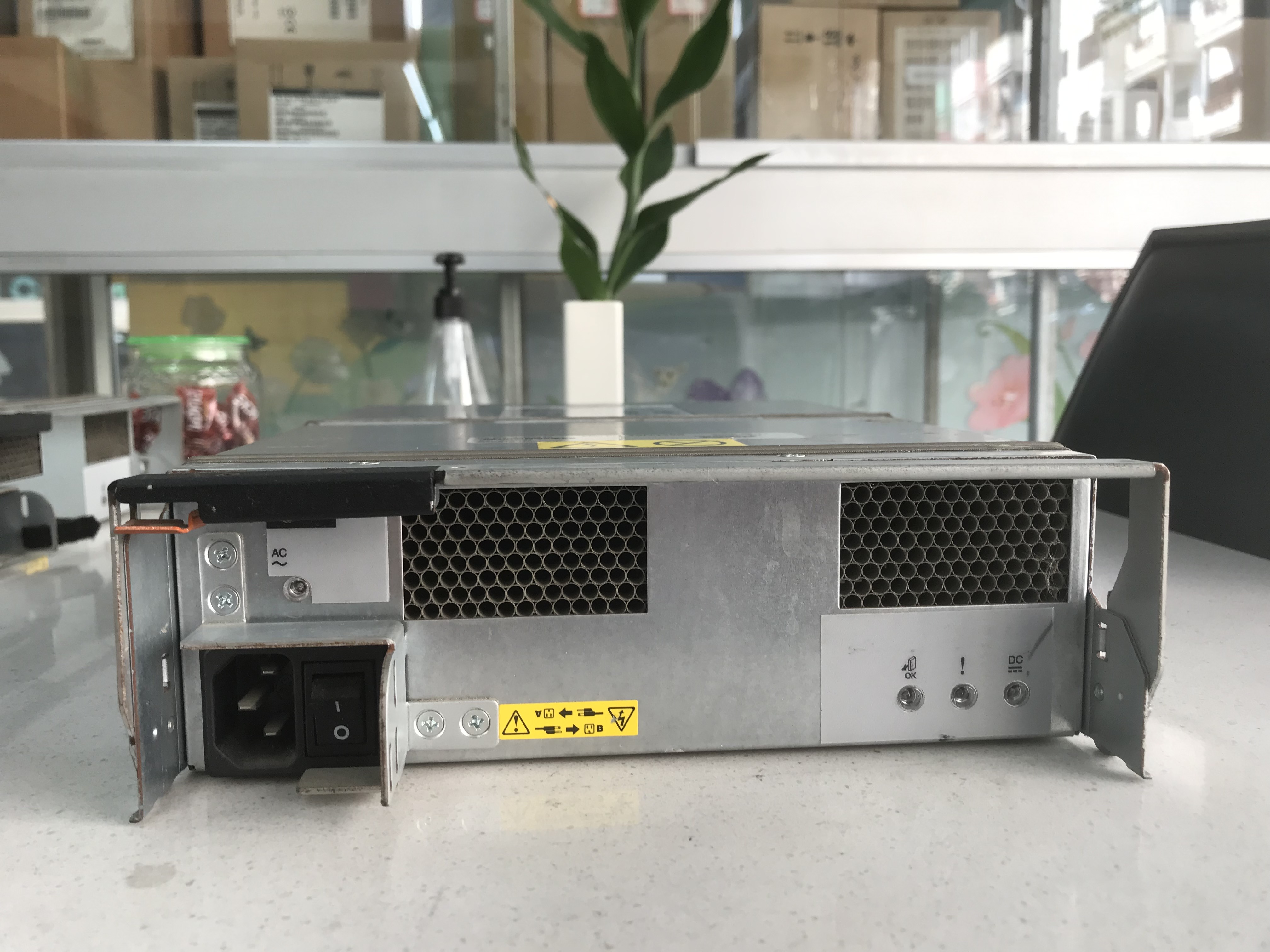 IBM Power Supply Delta DPS-600QB A 600W PSU // FRU 42D3346 / 42D3345 (Used) // สินค้ารับประกัน โดย บริษัท อะไหล่เซิร์ฟเวอร์ จำกัด