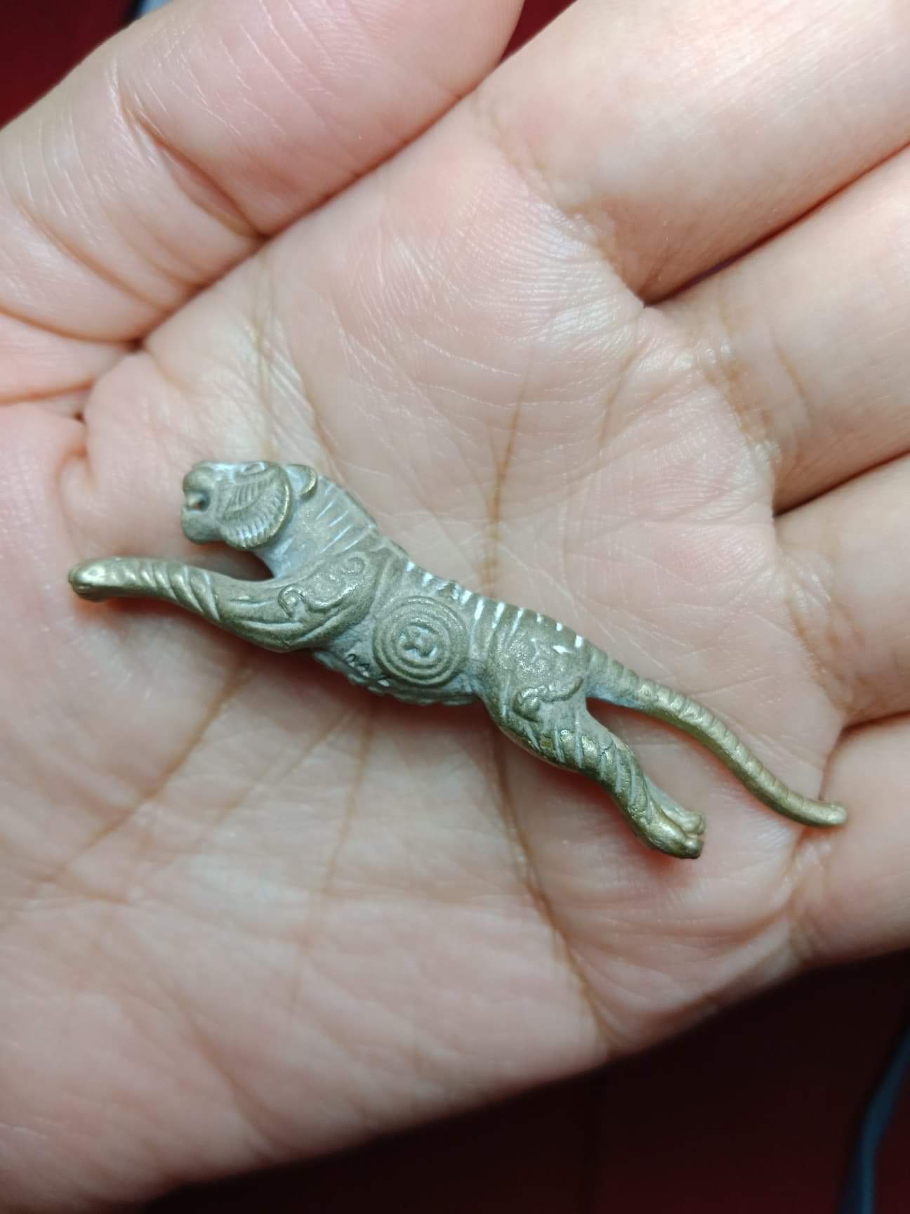 เสือ หลวงปู่แย้ม วัดตะเคียน จ.นนทบุรี รุ่น 5 เนื้ออัลปาก้า