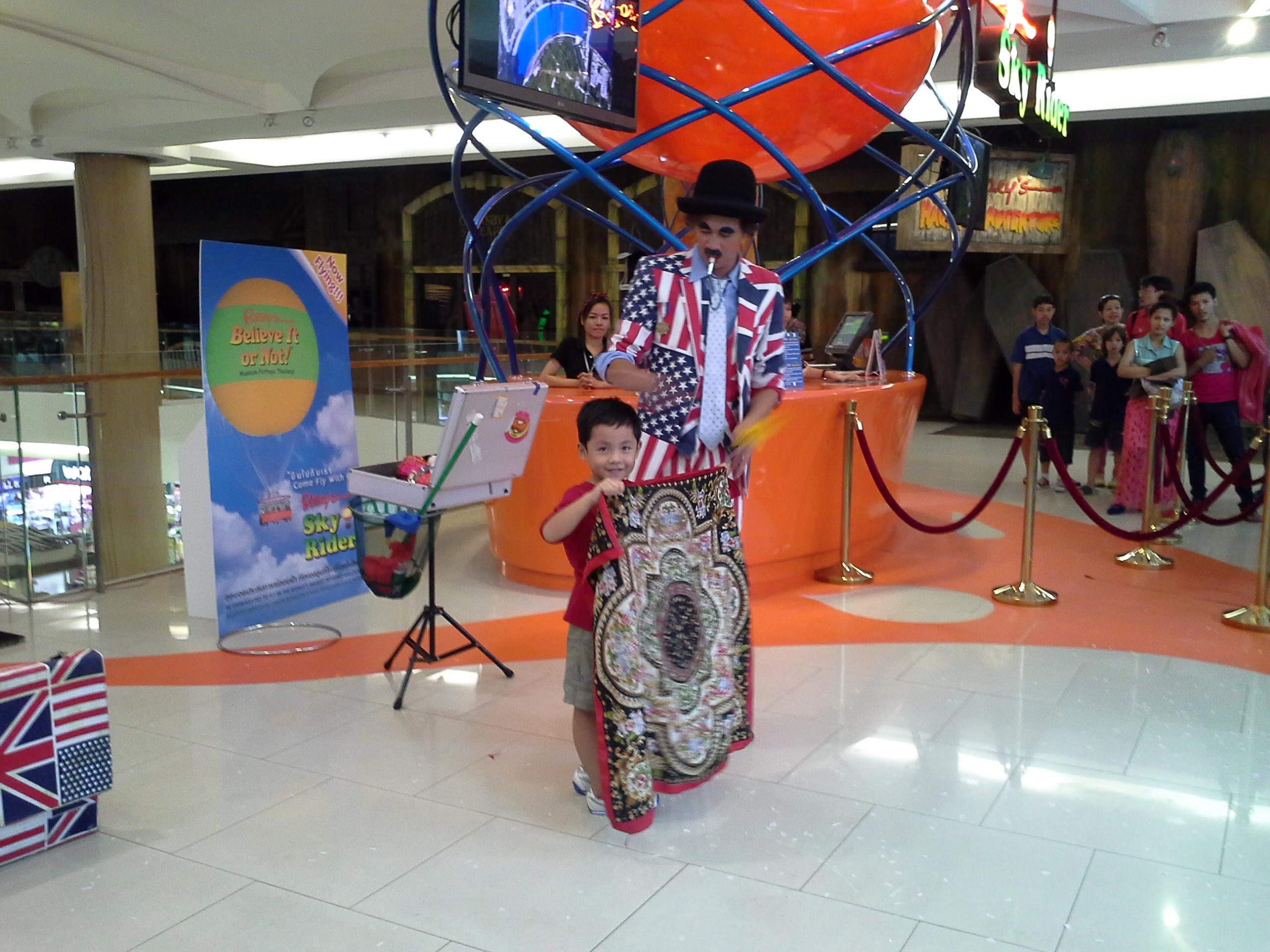 มายากลตลก Magic Comedy