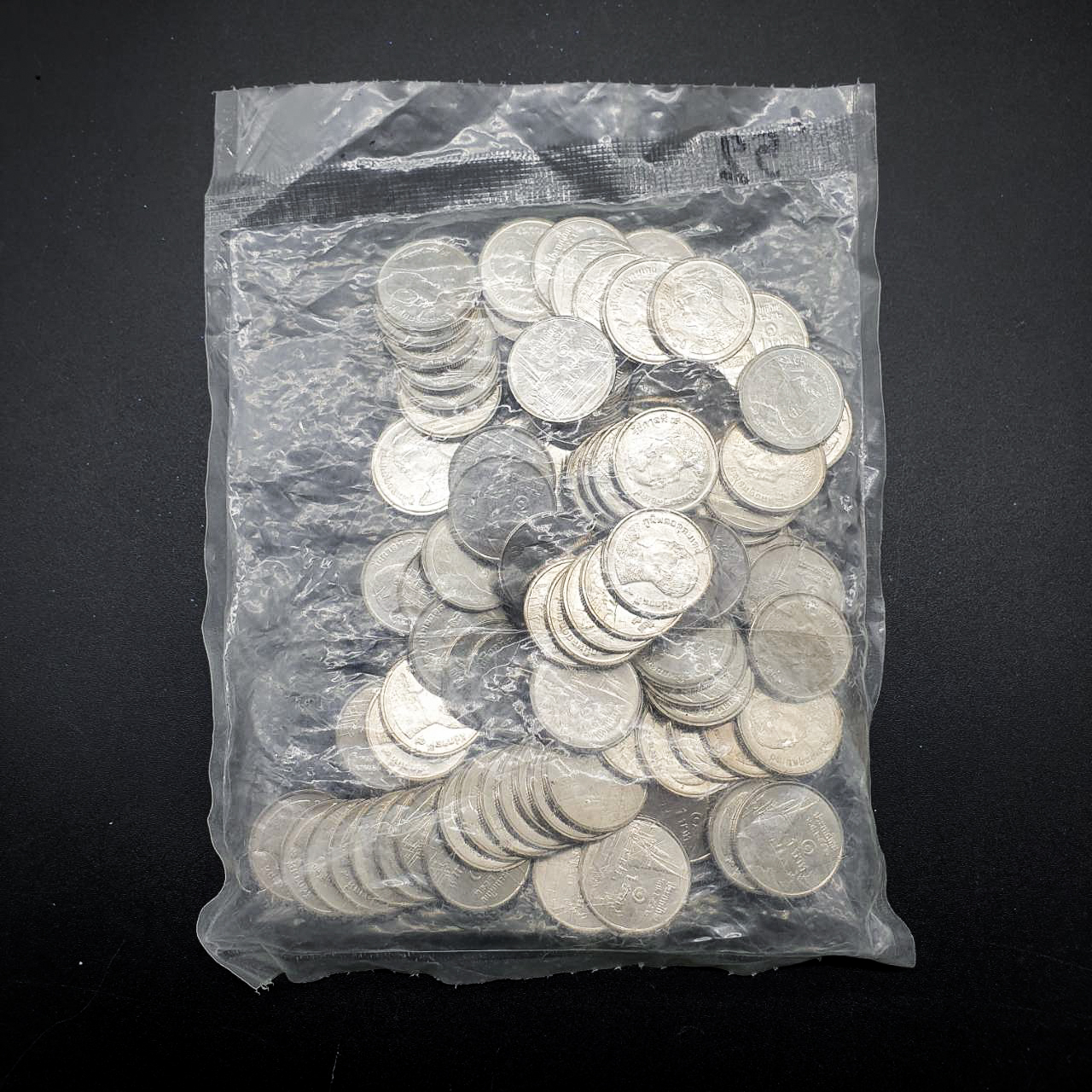 เหรียญ 1บาท ปี 2552 ยกถุง 100 เหรียญ