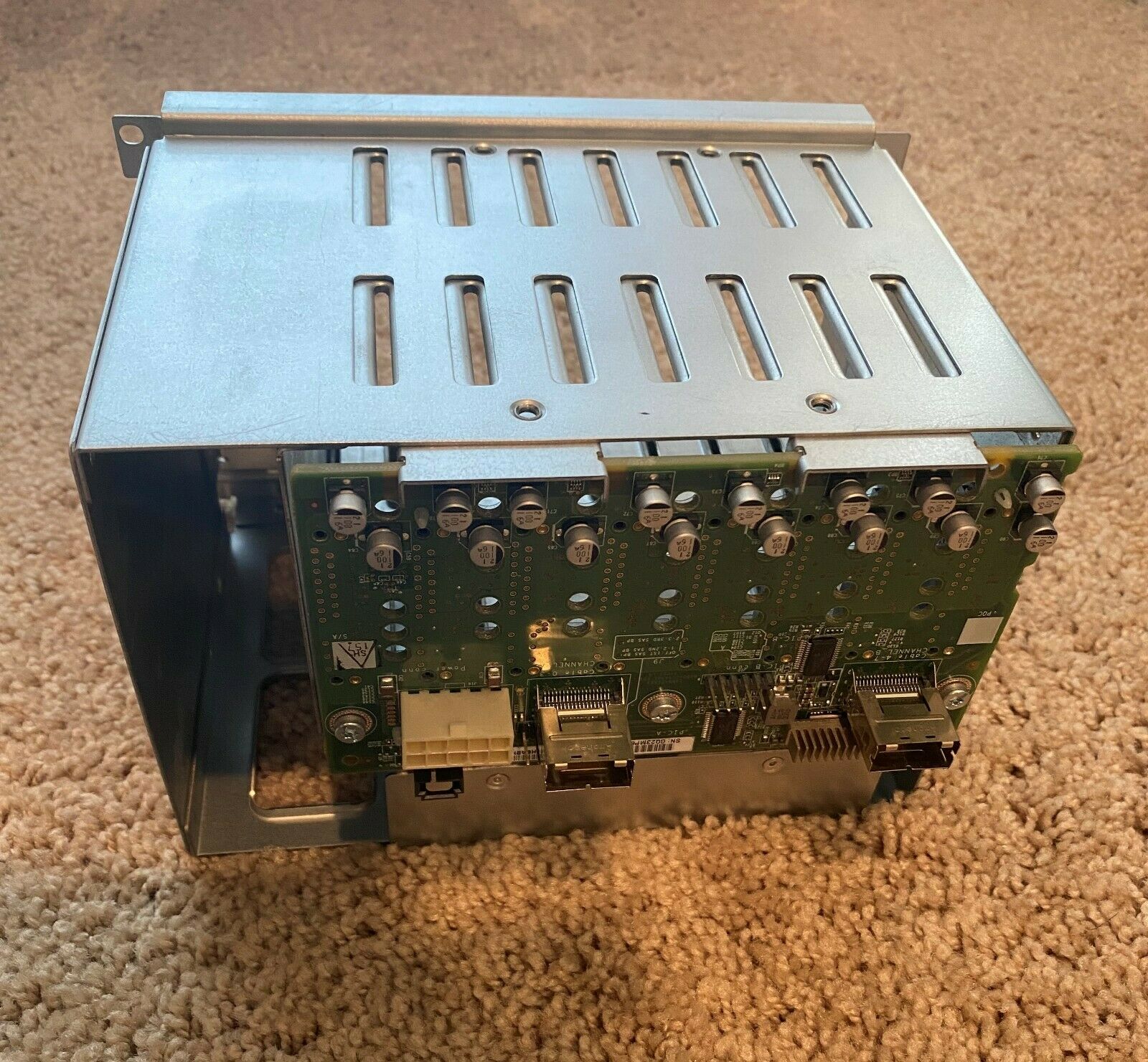 HP Proliant ML350 G6 8x 2.5" HDD Cage with Backplane // 511782-001 / 499263-001 (Used) // สินค้ารับประกัน โดย บริษัท อะไหล่เซิร์ฟเวอร์ จำกัด