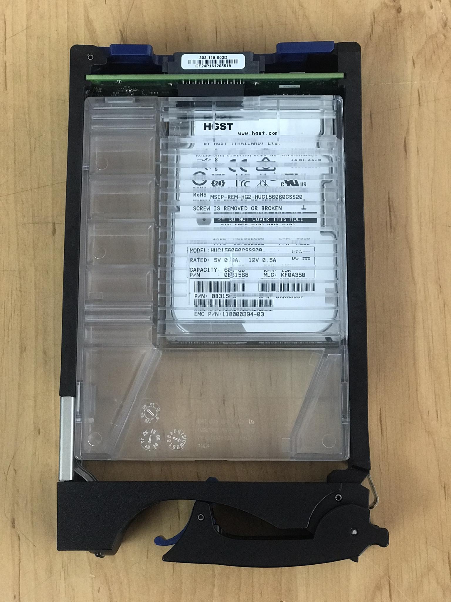 EMC HGST 600GB 15K 128MB FC 2.5''Hard Drive // EMC 118000394-03 / Tray 005050927 / HUC156060CSS200 / 0B31568 (Used) // สินค้ารับประกัน โดย บริษัท อะไหล่เซิร์ฟเวอร์ จำกัด