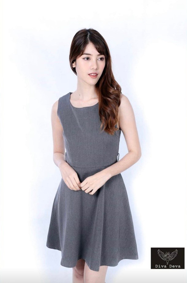 เดรสแขนกุดทรงเข้ารูปO Dress(S-XL) #2002