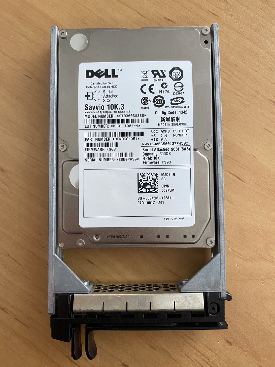 Dell 300GB 10K 6G SAS 2.5'' Hard Drive - 6.3cm // 0C975M / ST9300603SS / 9FK066-051 (Used) // สินค้ารับประกัน โดย บริษัท อะไหล่เซิร์ฟเวอร์ จำกัด