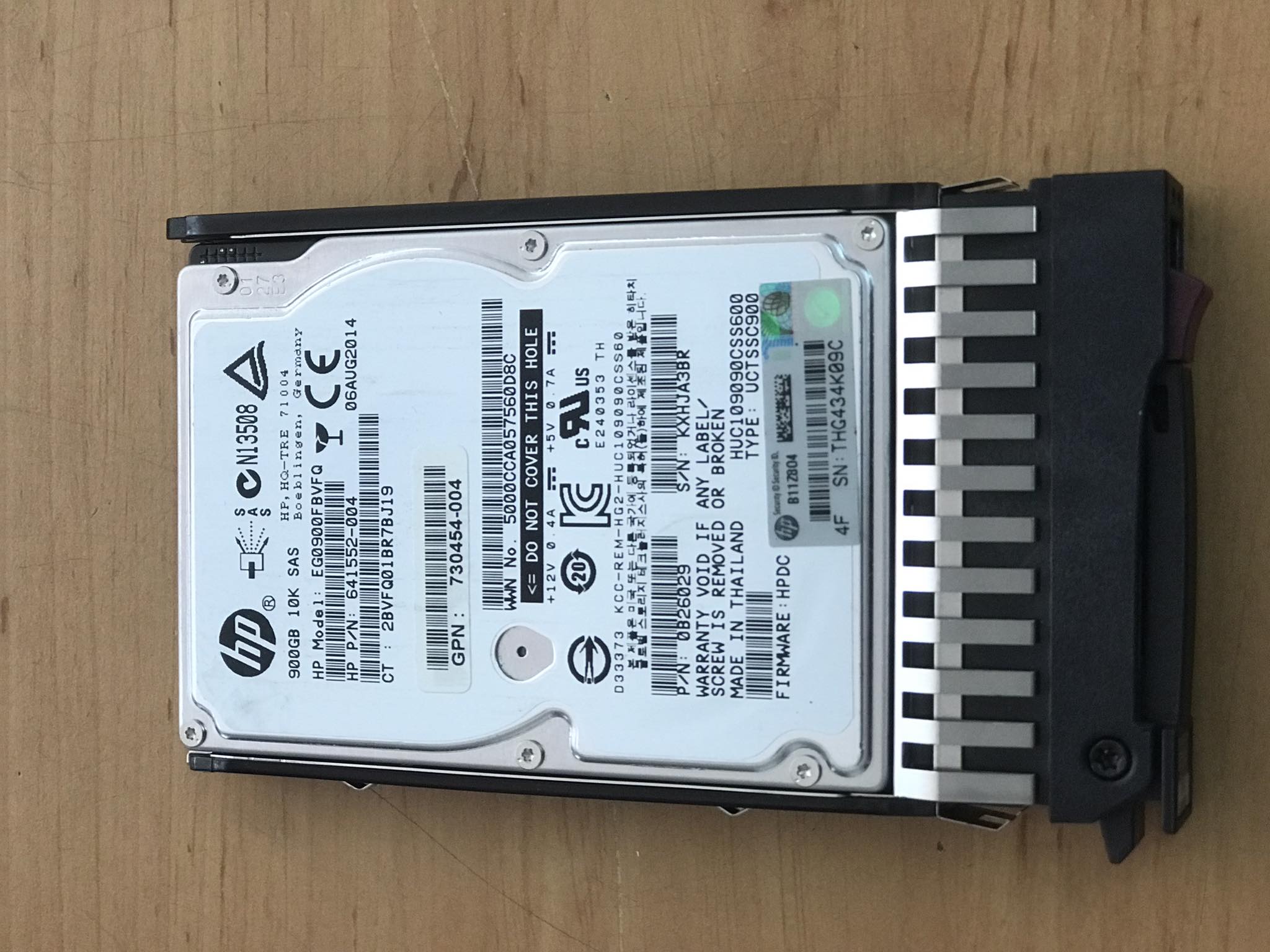 HP 900GB 10K 6G SAS 2.5" Hard Drive // HDD 641552-004 / Tray 730703-001 / EG0900FBVFQ / GPN 730454-004 / 0B26029 / HUC109090CSS600 (Used) // สินค้ารับประกัน โดย บริษัท อะไหล่เซิร์ฟเวอร์ จำกัด