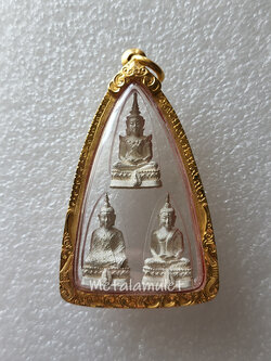 พระแก้วมรกต สามฤดู