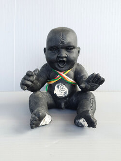 กุมารทอง อาจารย์ คม ไตรเวทย์ สุพรรณบุรี รุ่น สามสหาย