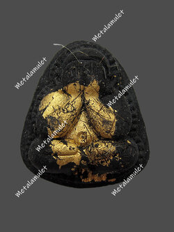 ปิดตาหลวงปู่ม่น