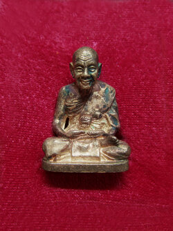 รูปหล่อหลวงพ่อเปิ่น รุ่นนะเมตตา เนื้อเงิน