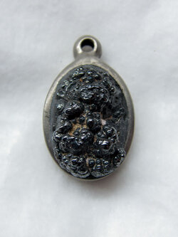 เหล็กไหลเกาะล้าน