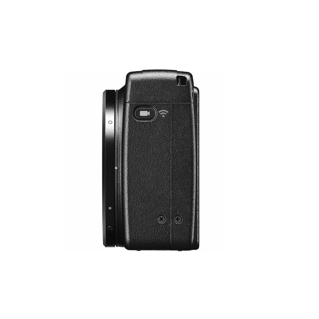 Ricoh GR III Digital Camera – เล็ก พกง่าย ถ่ายสตรีทก็ดี ถ่ายทั่วไปก็สวย จบในตัวเดียว! (แถมฟรี Memory card 32GB and Bag)